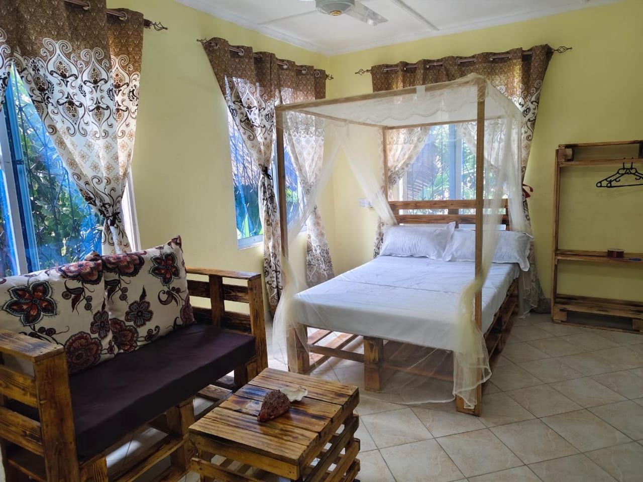 Mount Zion Guest House, Mtwapa Mtomondoni 몸바사 외부 사진