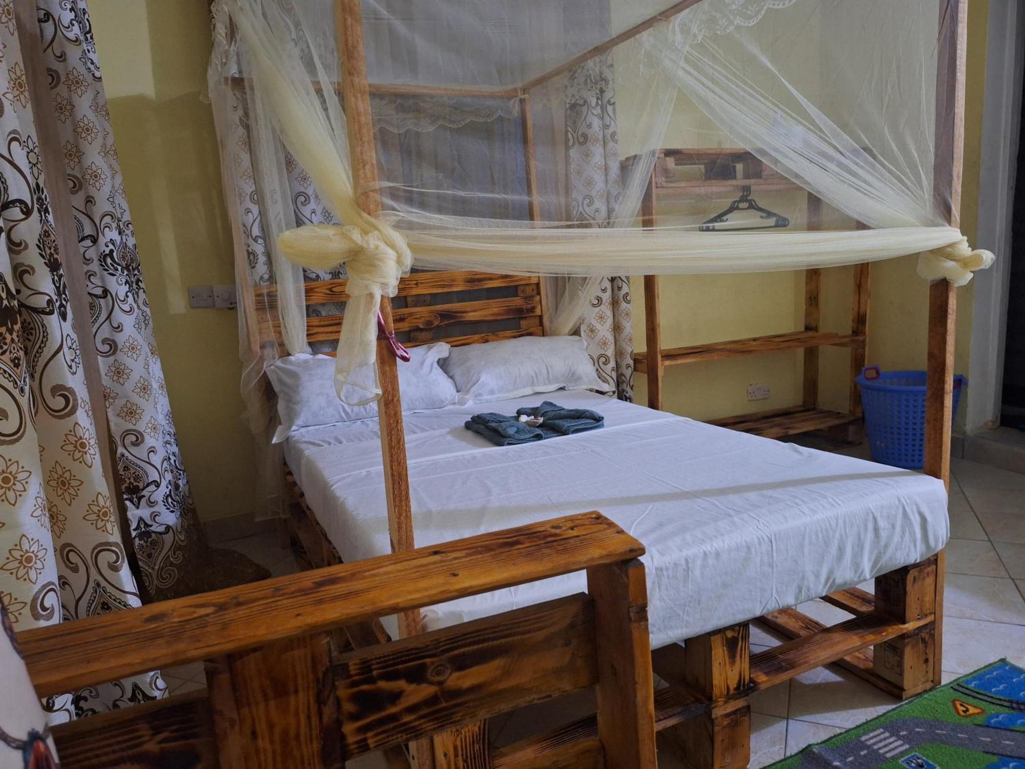 Mount Zion Guest House, Mtwapa Mtomondoni 몸바사 외부 사진