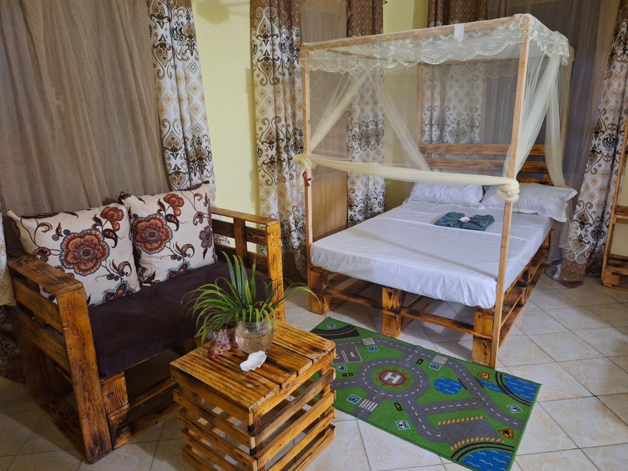 Mount Zion Guest House, Mtwapa Mtomondoni 몸바사 외부 사진